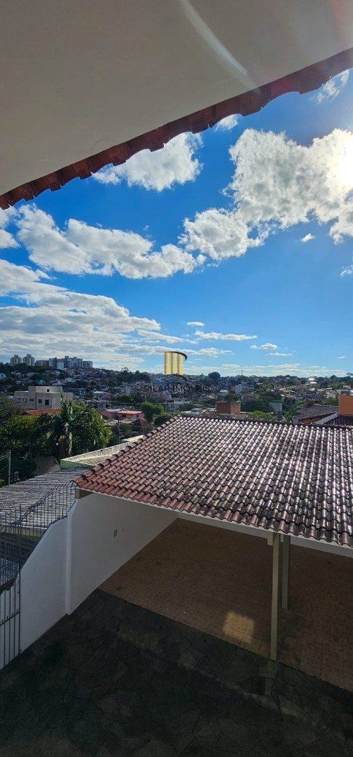 Casa 4 dormitórios no bairro Jardim Sabará
