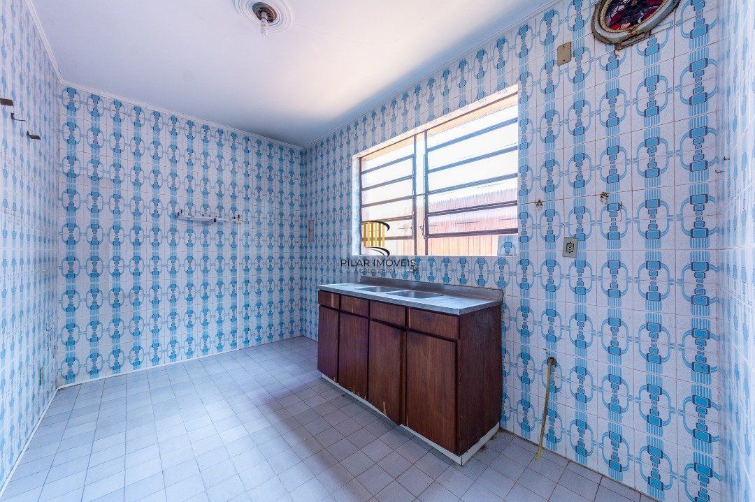Casa 3 dormitórios no bairro Cristal
