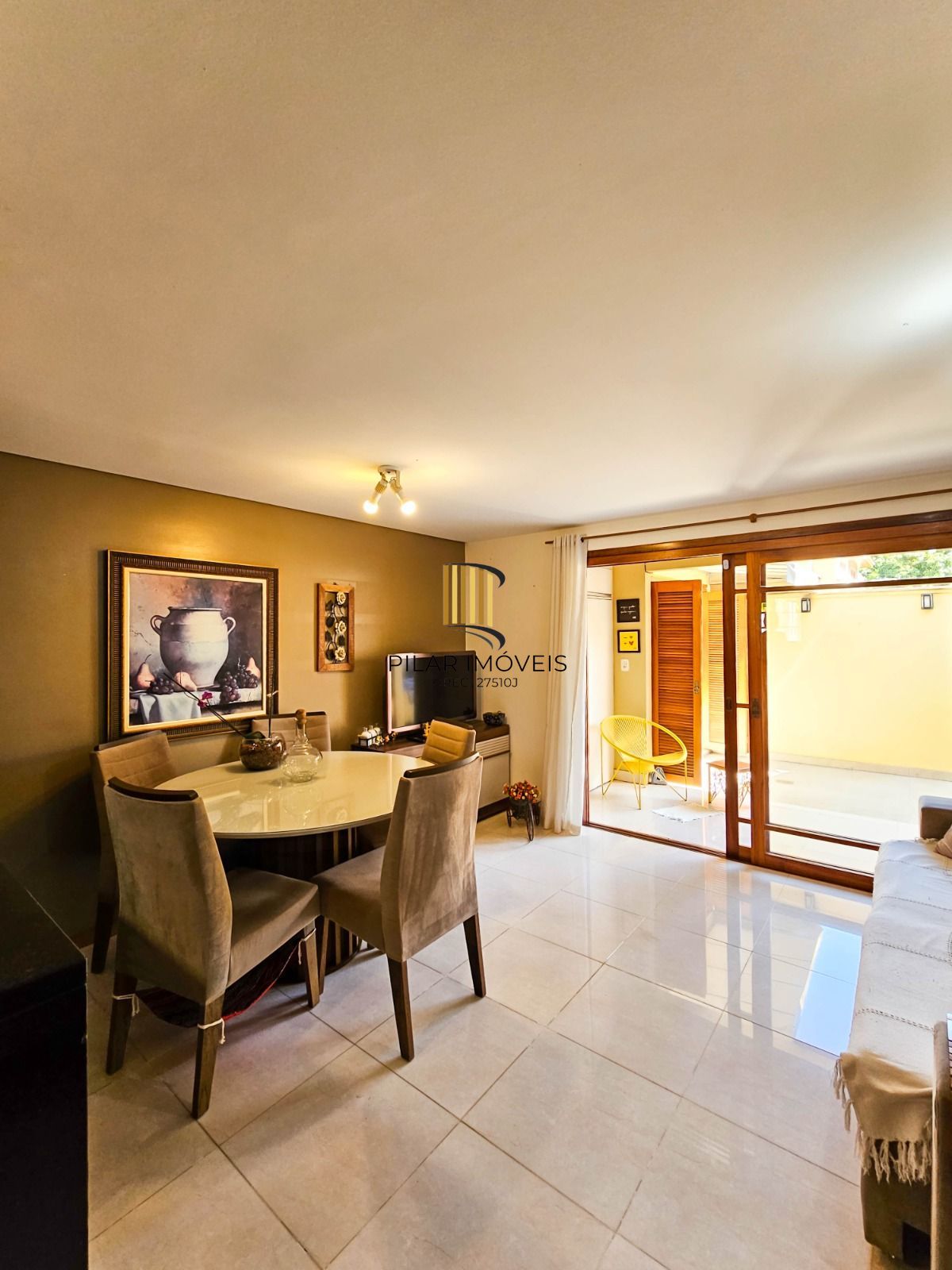Casa 3 dormitórios no bairro Tristeza