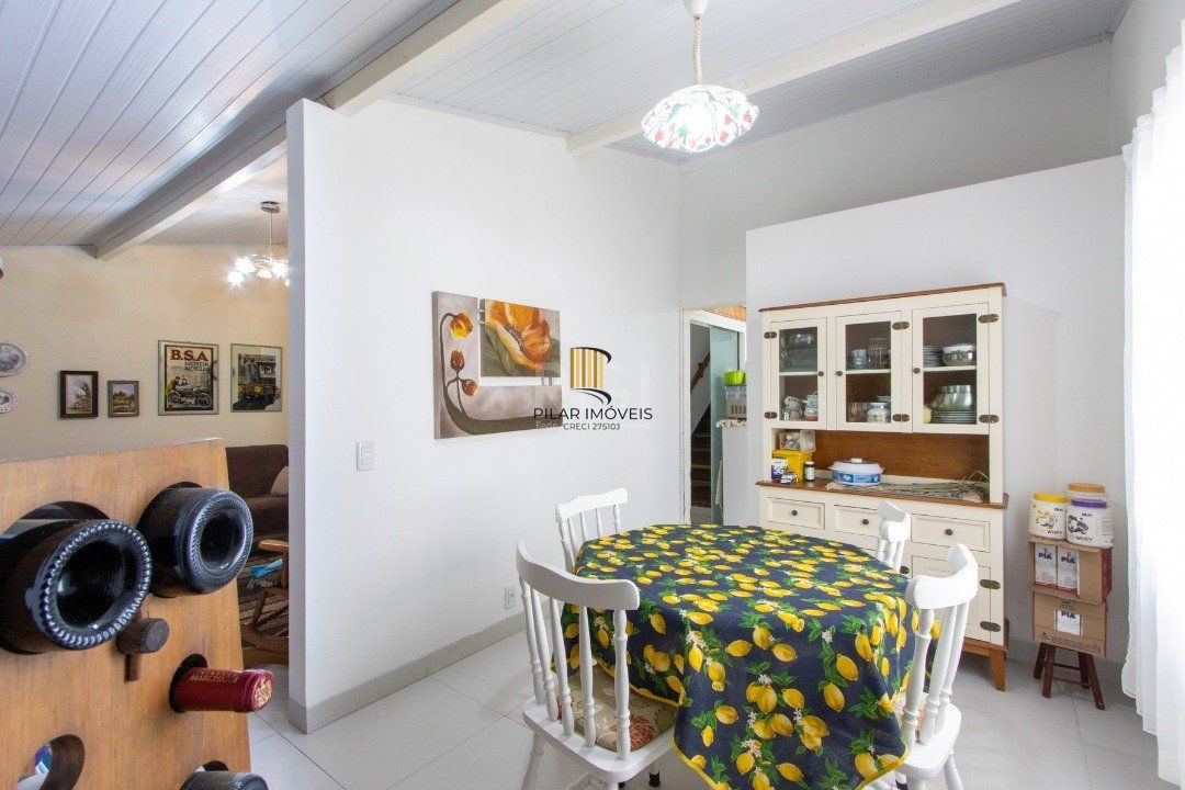 Casa para Venda - 180m², 3 dormitórios, sendo 1 suites, 2 vagas - Ipanema