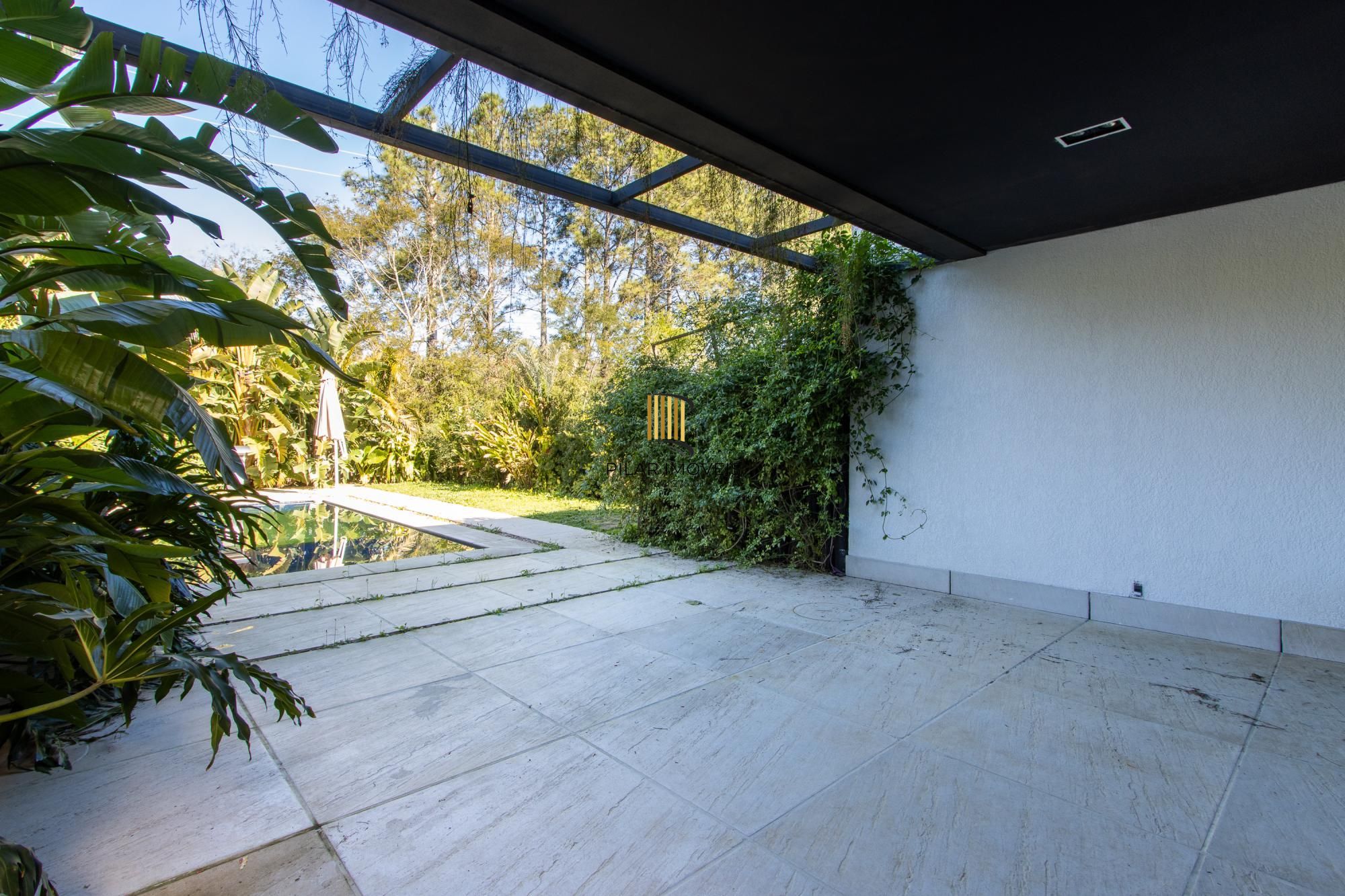 Casa de Condomínio 3 dormitórios no bairro Belém Novo