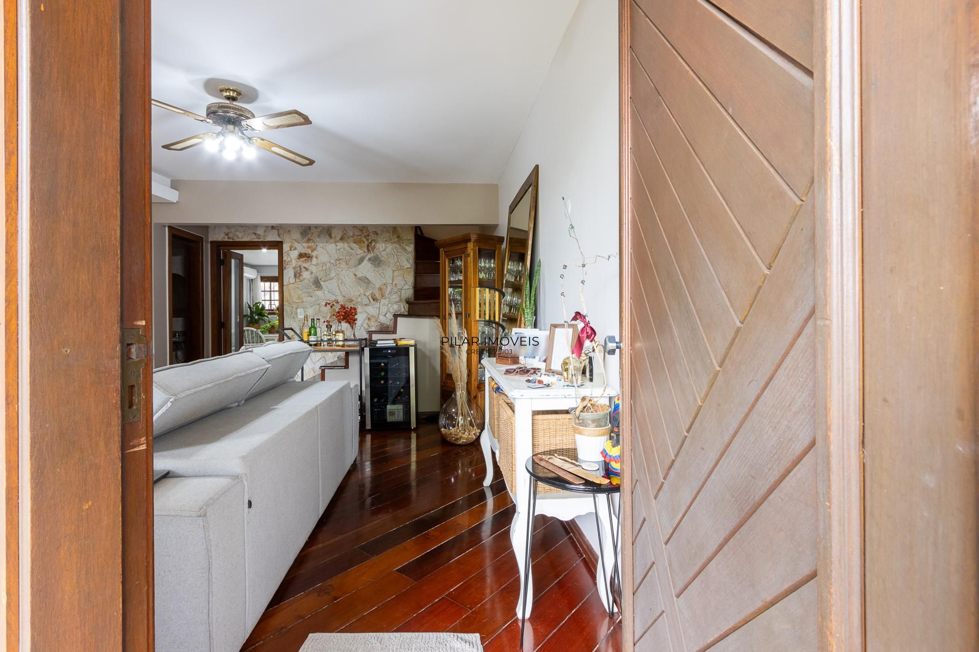 Casa Condominio para Venda - 175m², 3 dormitórios, sendo 1 suites, 4 vagas - Tristeza