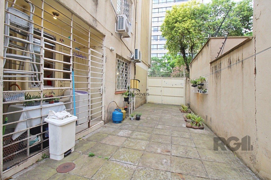 Apartamento 3 dormitórios no bairro Menino Deus