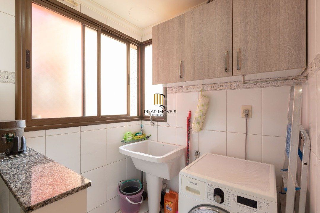 Apartamento para Venda - 82.5m², 3 dormitórios, sendo 1 suites, 1 vaga - Nonoai
