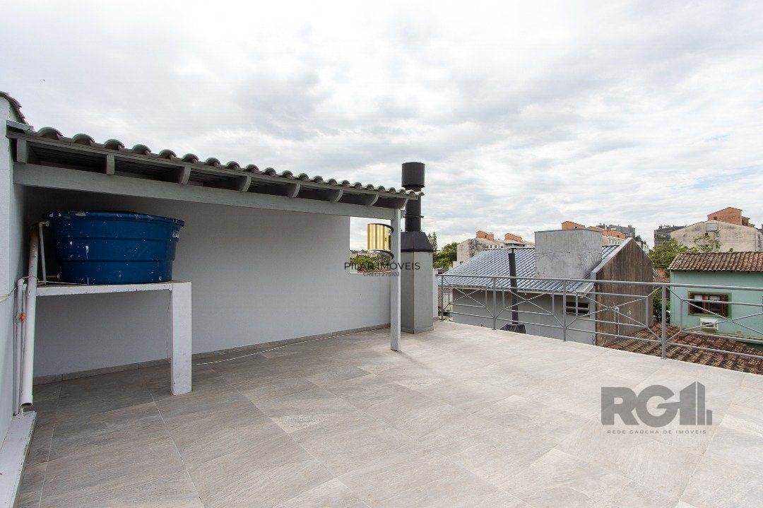 Casa 3 dormitórios no bairro Tristeza