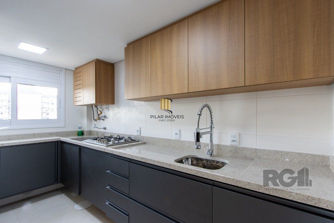 Apartamento para Venda - 71m², 2 dormitórios, sendo 1 suites, 2 vagas - Camaquã