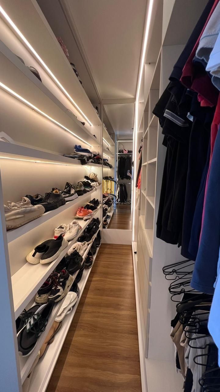 Casa em condomínio fechado para venda no bairro Jardim Isabel, com aproximadamente 204m² de área privativa,.