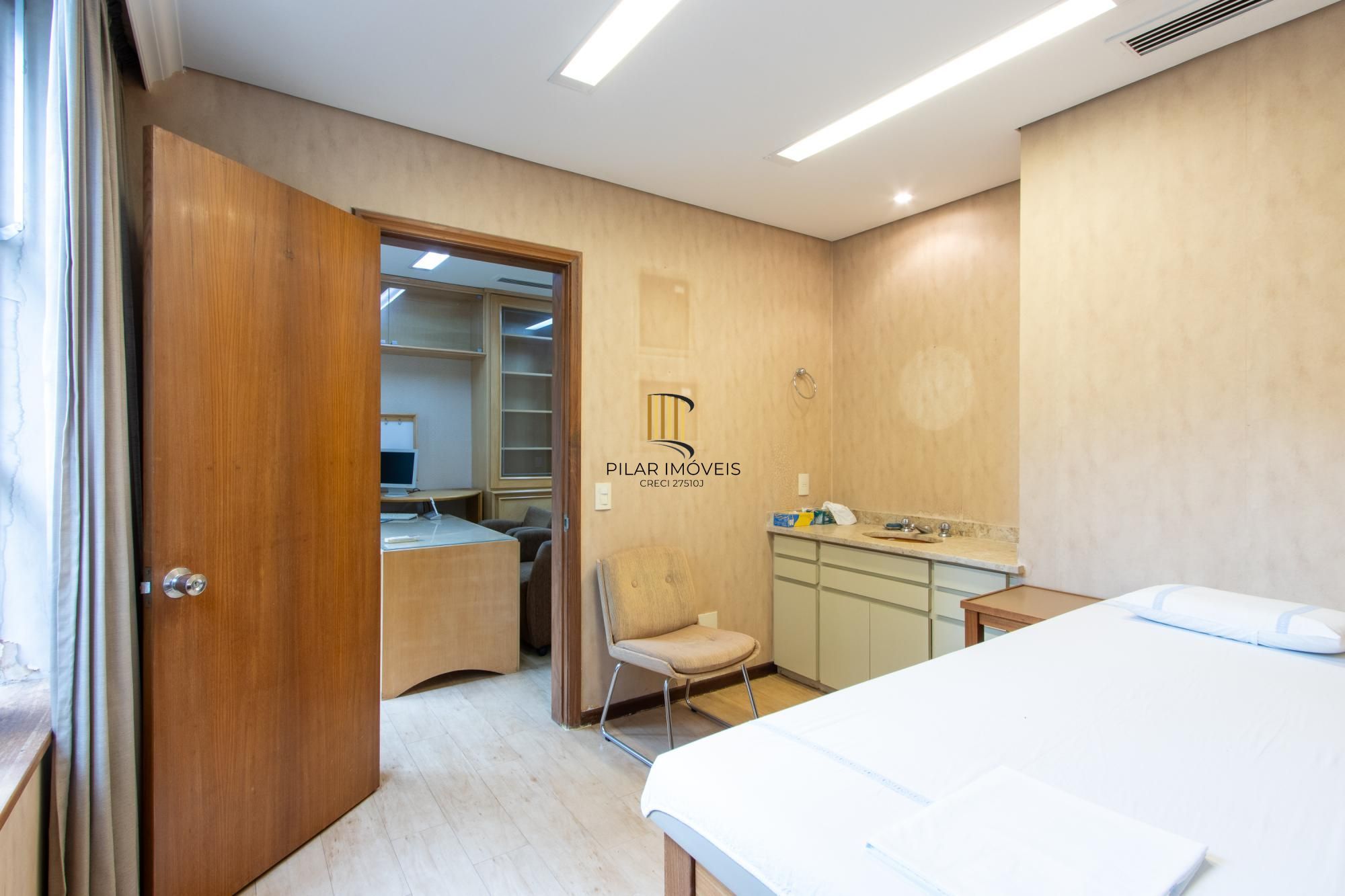 Conjunto comercial na Moinhos de Vento.