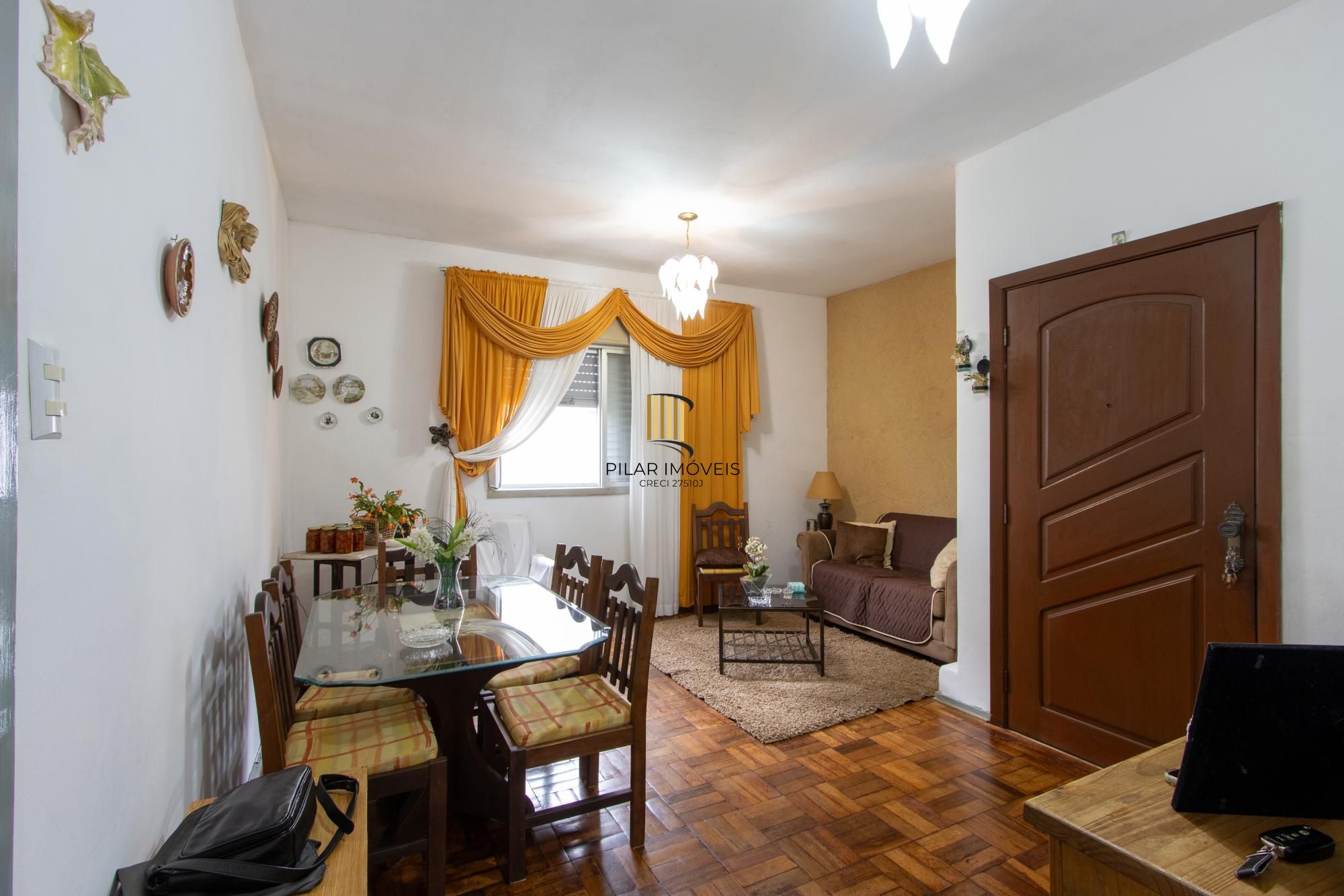 Apartamento 2 dormitórios no bairro Cristal