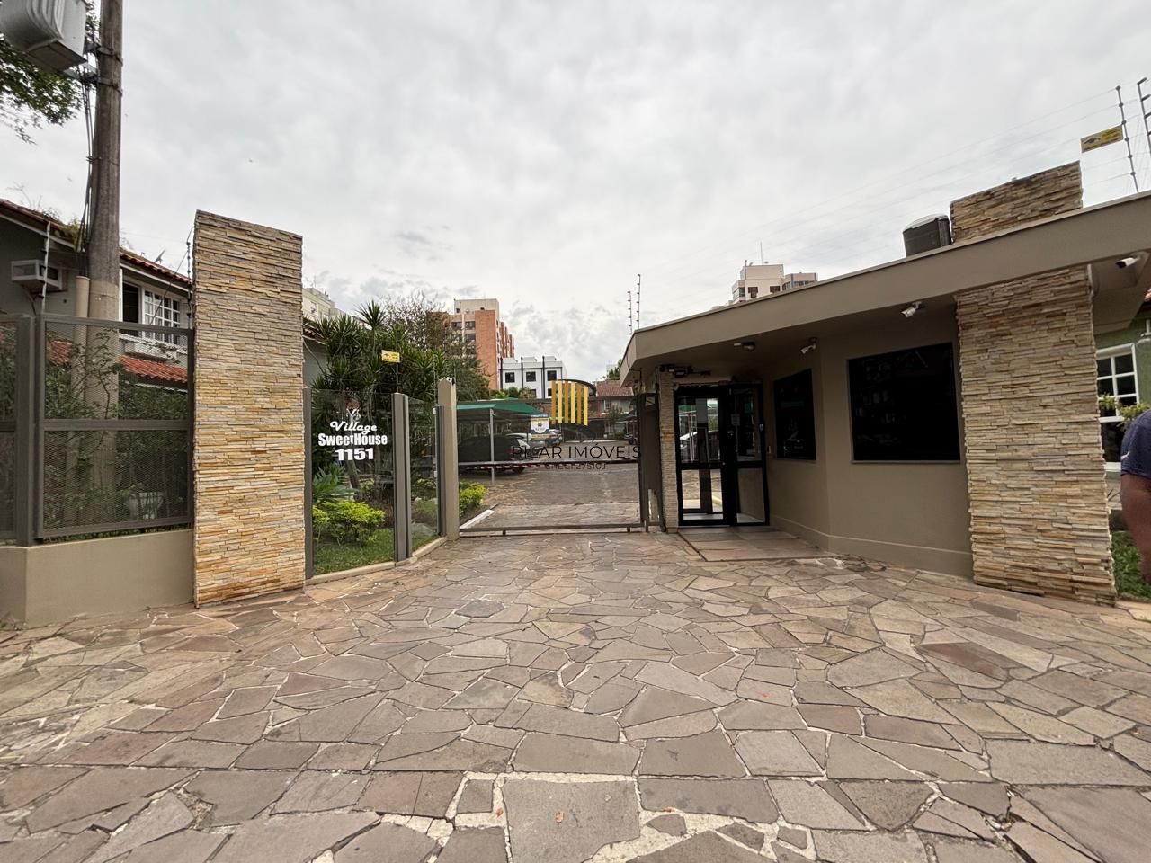 Excelente Casa em Condomínio Fechado 2 Dormitórios Recém Reformada - Pilar Imóveis