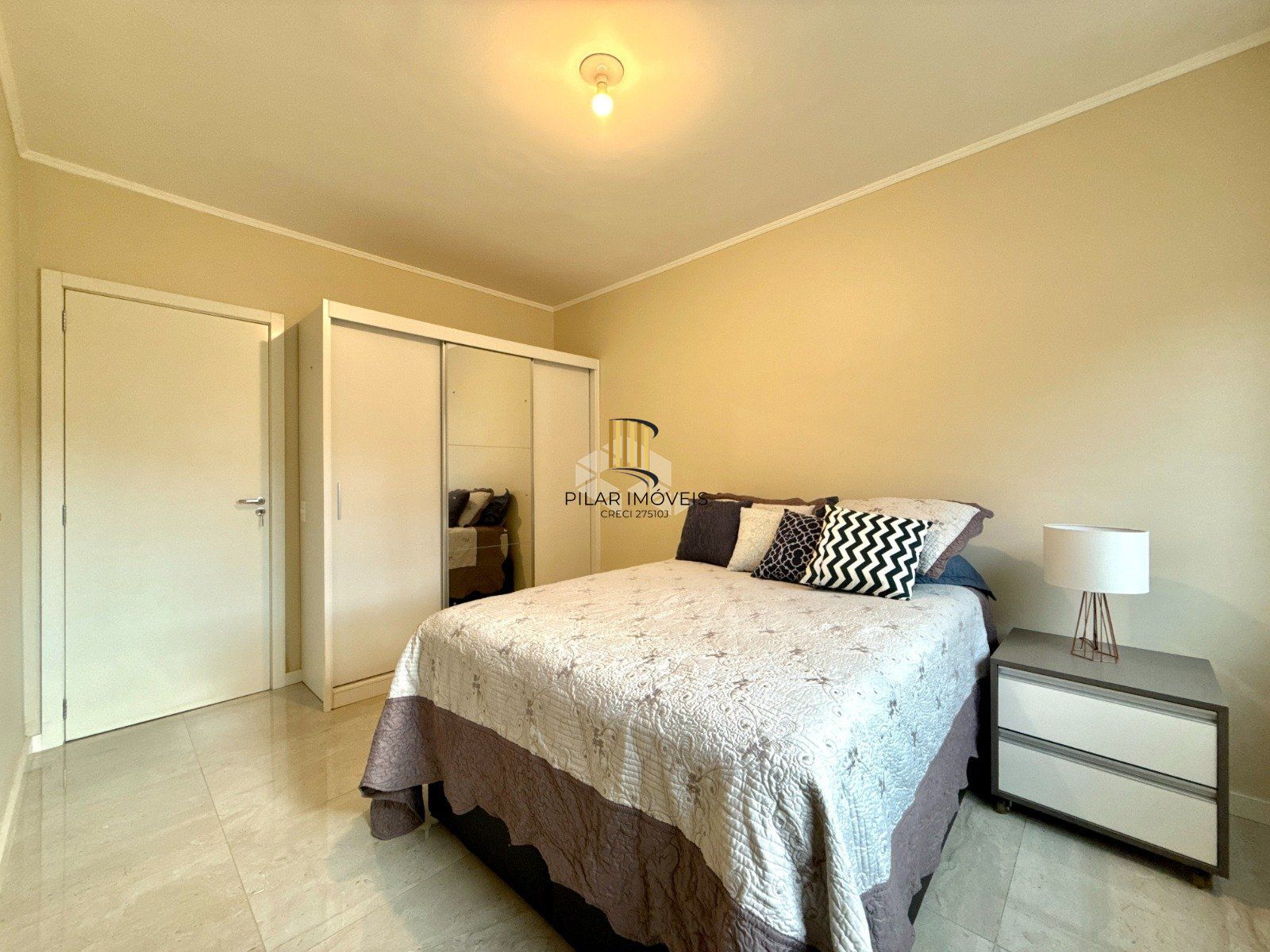 Apartamento 1 dormitórios à venda, vaga coberta - Bairro Jardim Lindóia