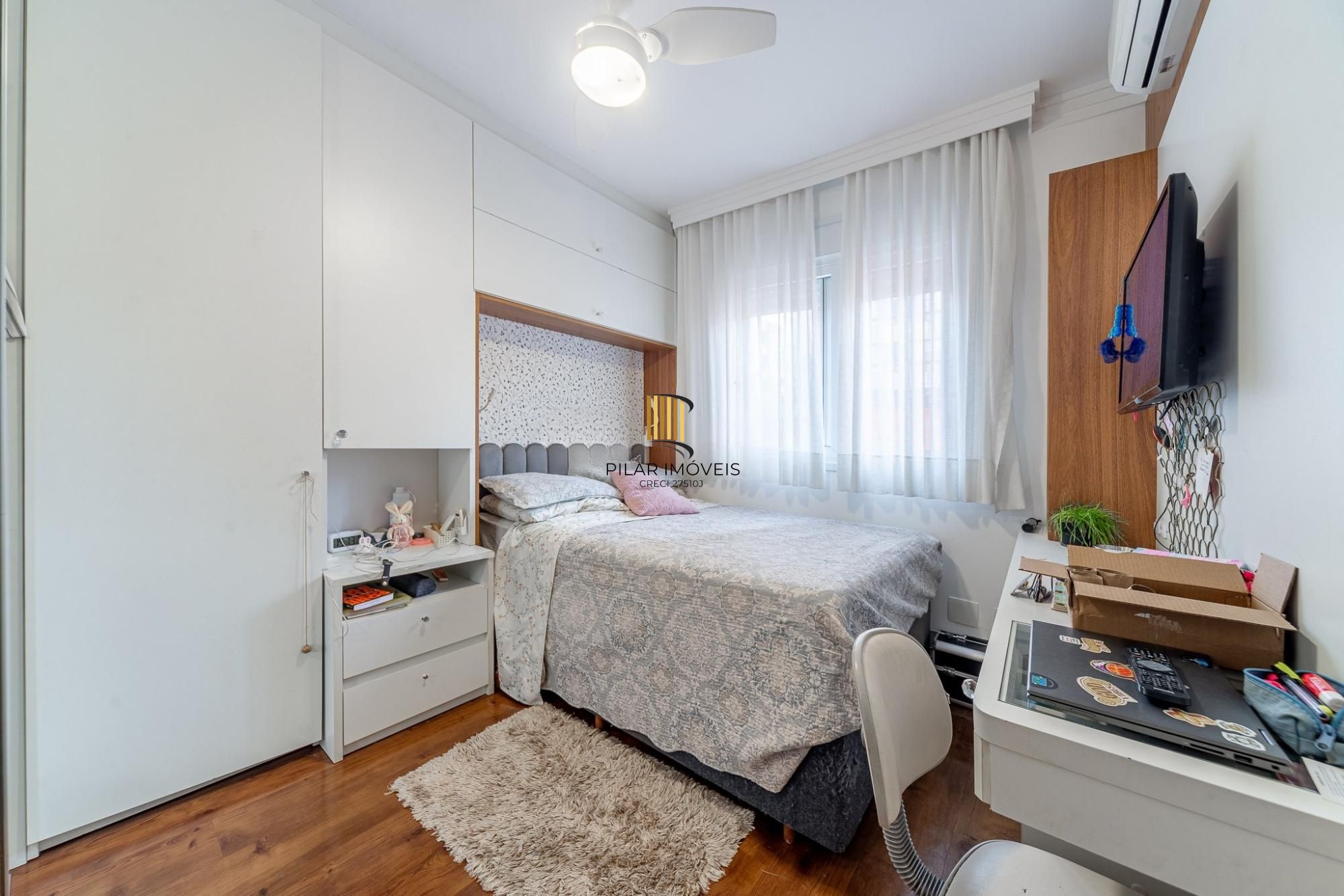 Apartamento 3 dormitórios, sendo 3 suítes e 2 vagas no Petropolis