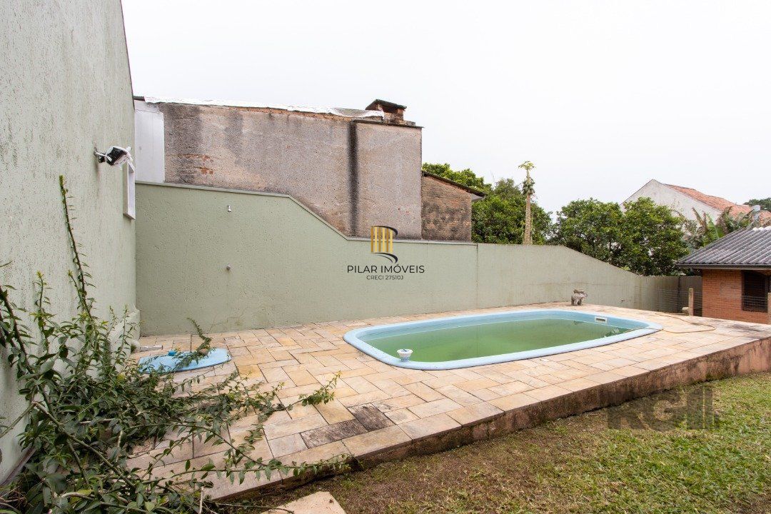 Casa 6 dormitórios no bairro Tristeza