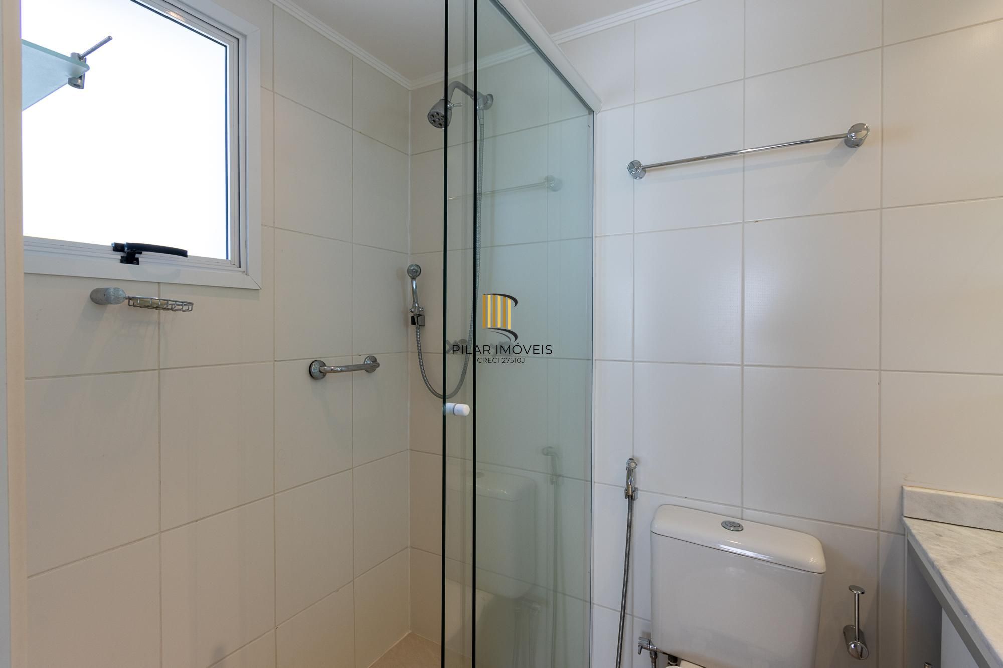 Apartamento de 3 dormitórios, 1 suíte e 2 vagas escrituradas no bairro Tristeza.