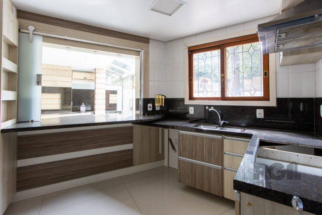 Casa Condominio para Venda - 292.49m², 4 dormitórios, sendo 2 suites, 3 vagas - Vila Assunção