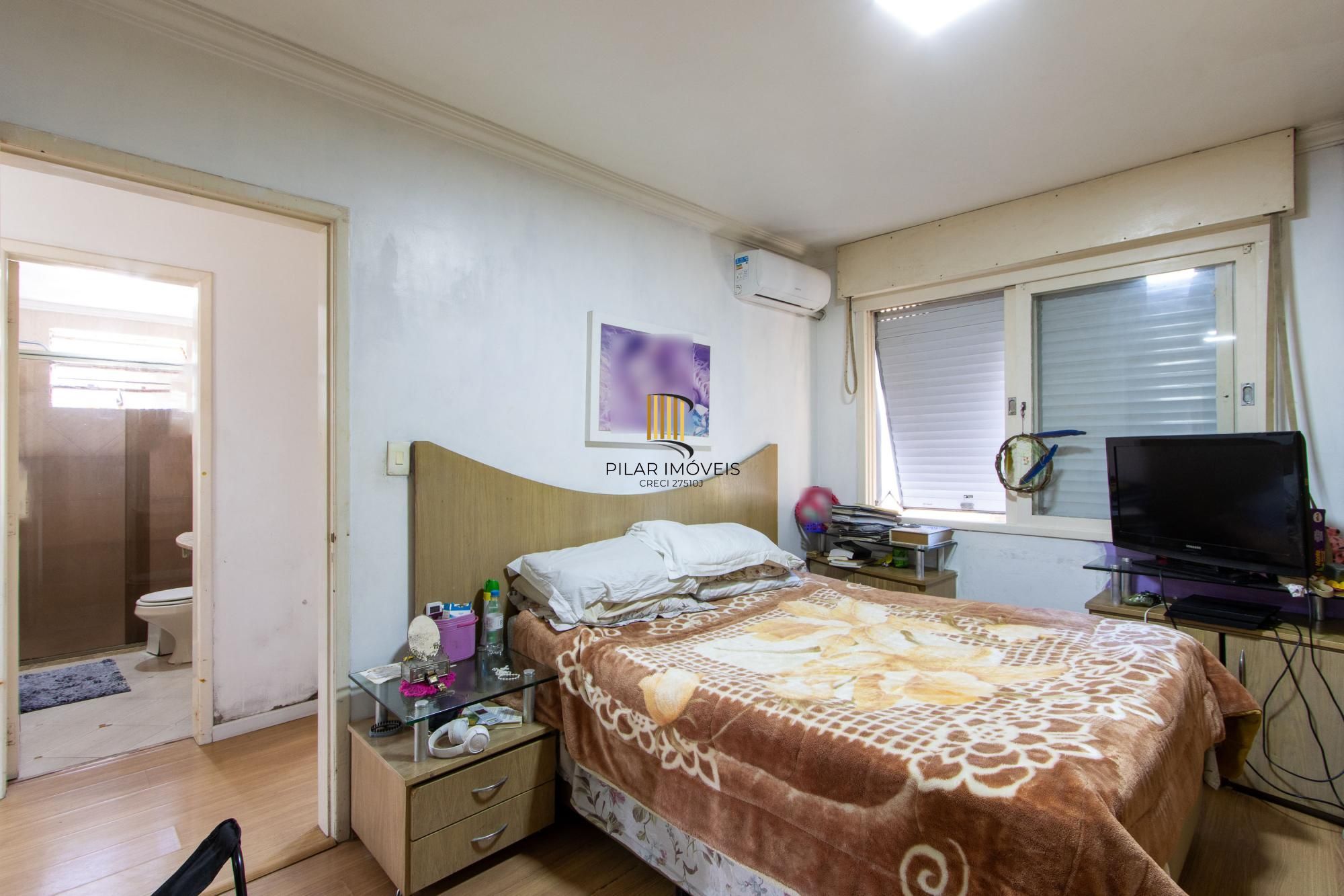 Apartamento com 88m², 2 dormitórios, 1 suíte, vaga coberta, no bairro Tristeza.