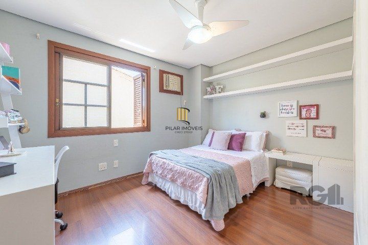 Casa de Condomínio 3 dormitórios no bairro Tristeza