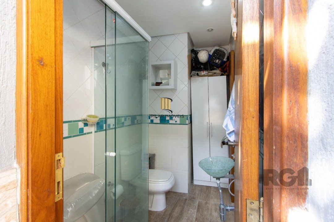 Casa 3 dormitórios no bairro Medianeira