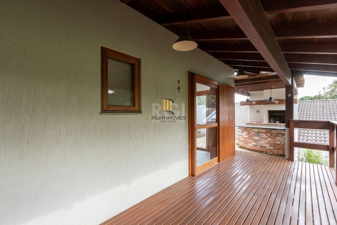 Casa em condomínio para Venda com 4 dormitórios, sendo 1 suites e 4 vagas no bairro Ipanema