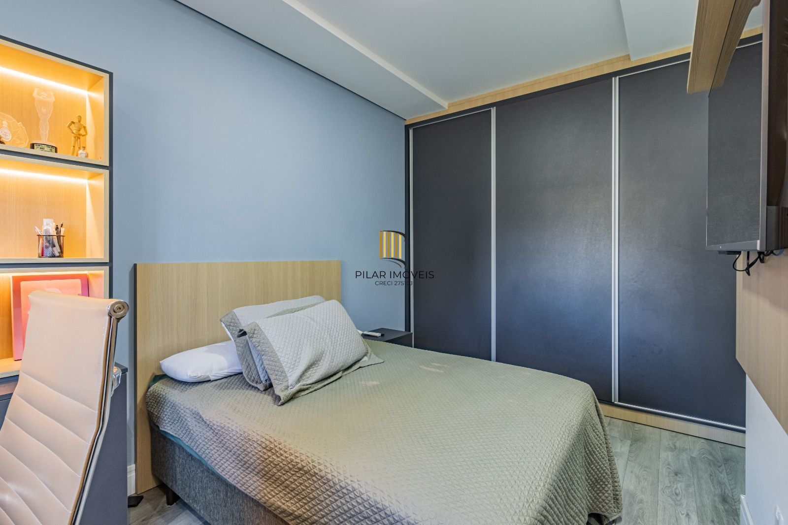 Casa de Condomínio 4 dormitórios no bairro São Vicente