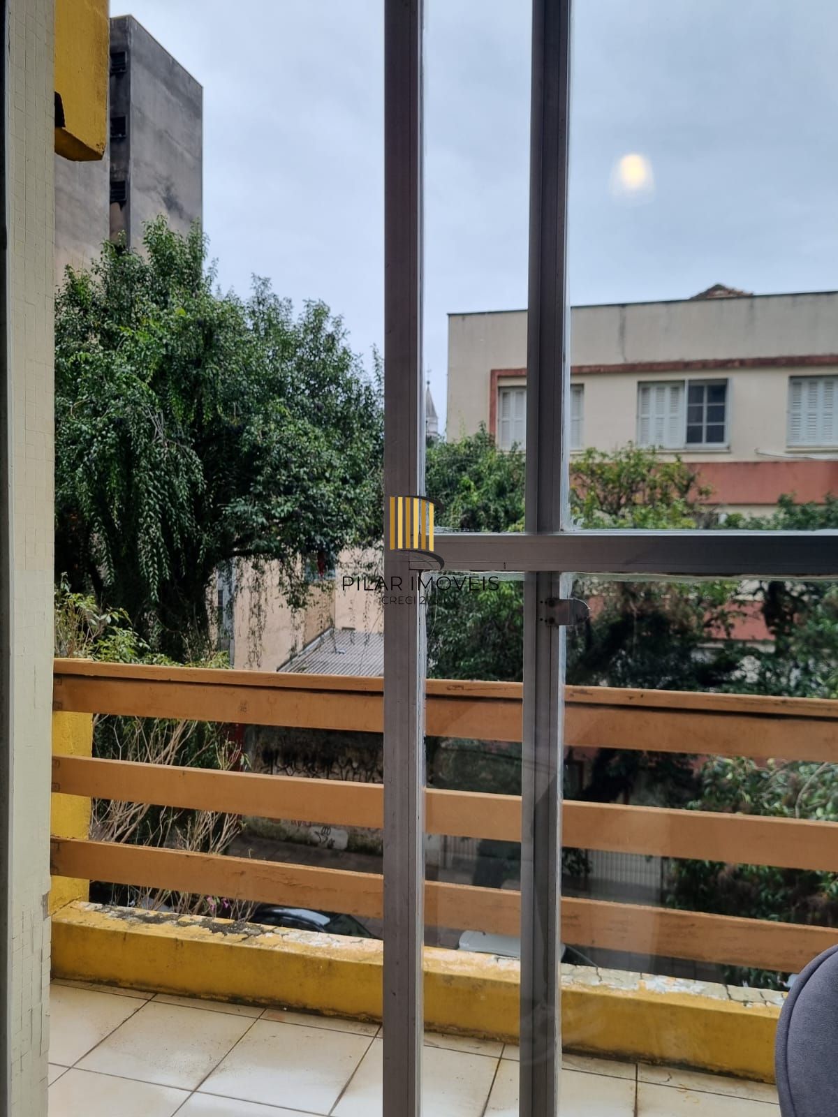 Apartamento de 1 dormitório com sacada no Centro Histórico.