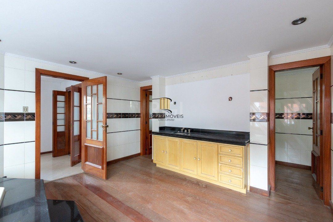 Casa para Venda - 558.14m², 4 dormitórios, sendo 4 suites, 6 vagas - Jardim Isabel