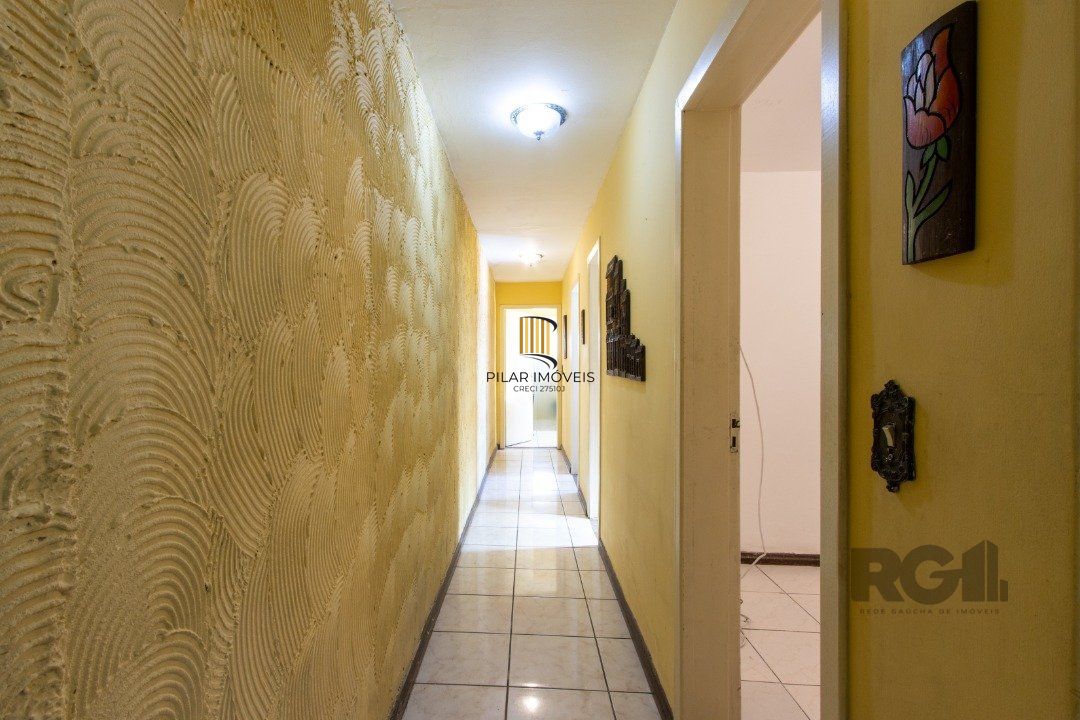 Sobrado para Venda - 170m², 3 dormitórios, sendo 1 suites, 2 vagas - Serraria