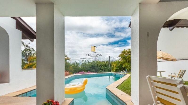 Casa para Venda - 456m², 3 dormitórios, sendo 2 suites, 2 vagas - Vila Assunção