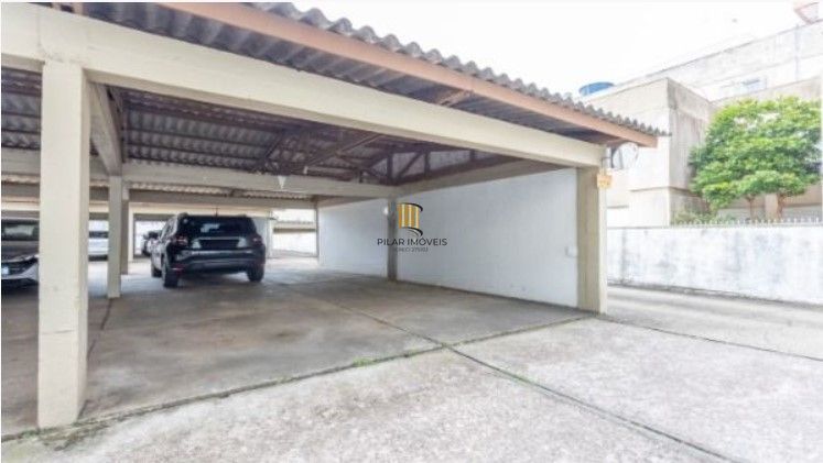 Apartamento amplo e bem localizado no Menino Deus!!