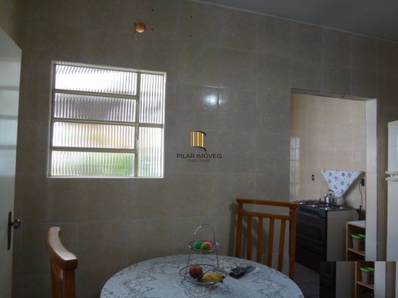 Casa para Venda - 170m², 3 dormitórios, sendo 1 suites, Camaquã