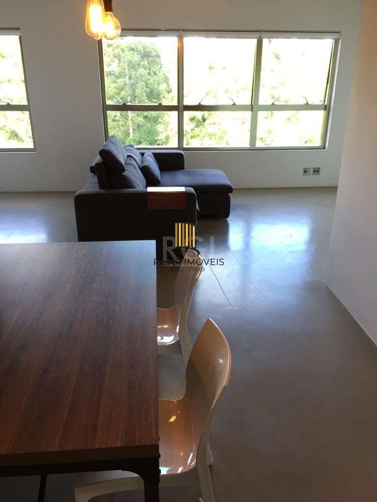 Apartamento para Venda - 68.5m², 2 dormitórios, sendo 1 suites, 2 vagas - Petrópolis