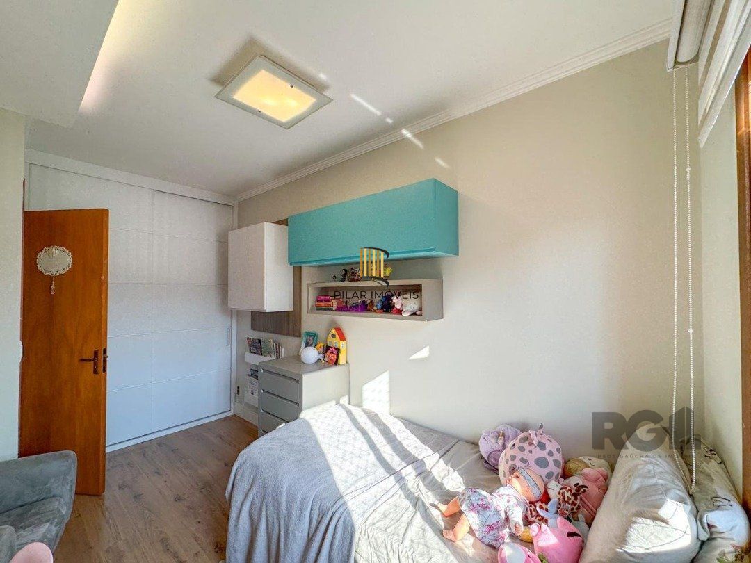 Casa para Venda - 135m², 3 dormitórios, sendo 1 suites, Hípica