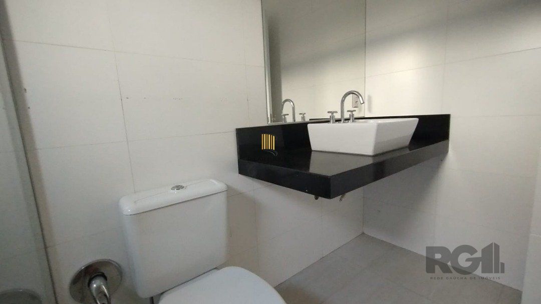 Casa de Condomínio 4 dormitórios no bairro Atlântida Sul