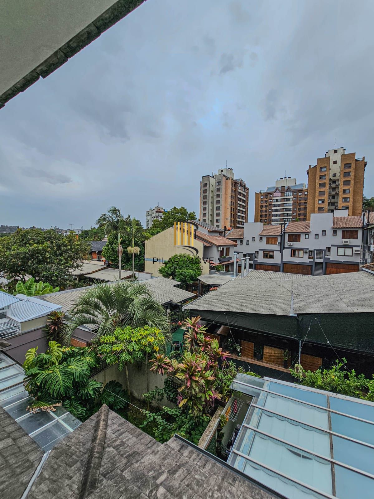 Casa de Condomínio 3 dormitórios no bairro Tristeza