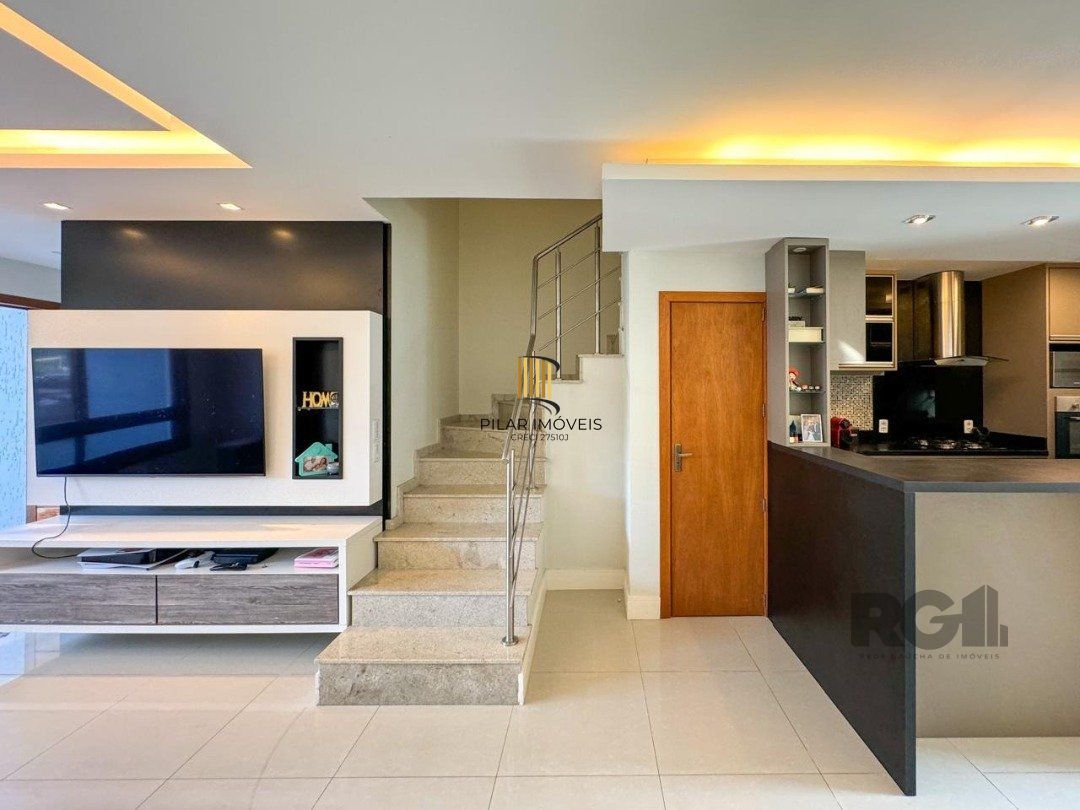 Casa para Venda - 135m², 3 dormitórios, sendo 1 suites, Hípica