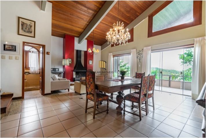 Casa em Condomínio à venda com 5 dormitórios, 565m² e 4 vagas no Condominio Jardim do Sol, Zona Sul de Porto Alegre