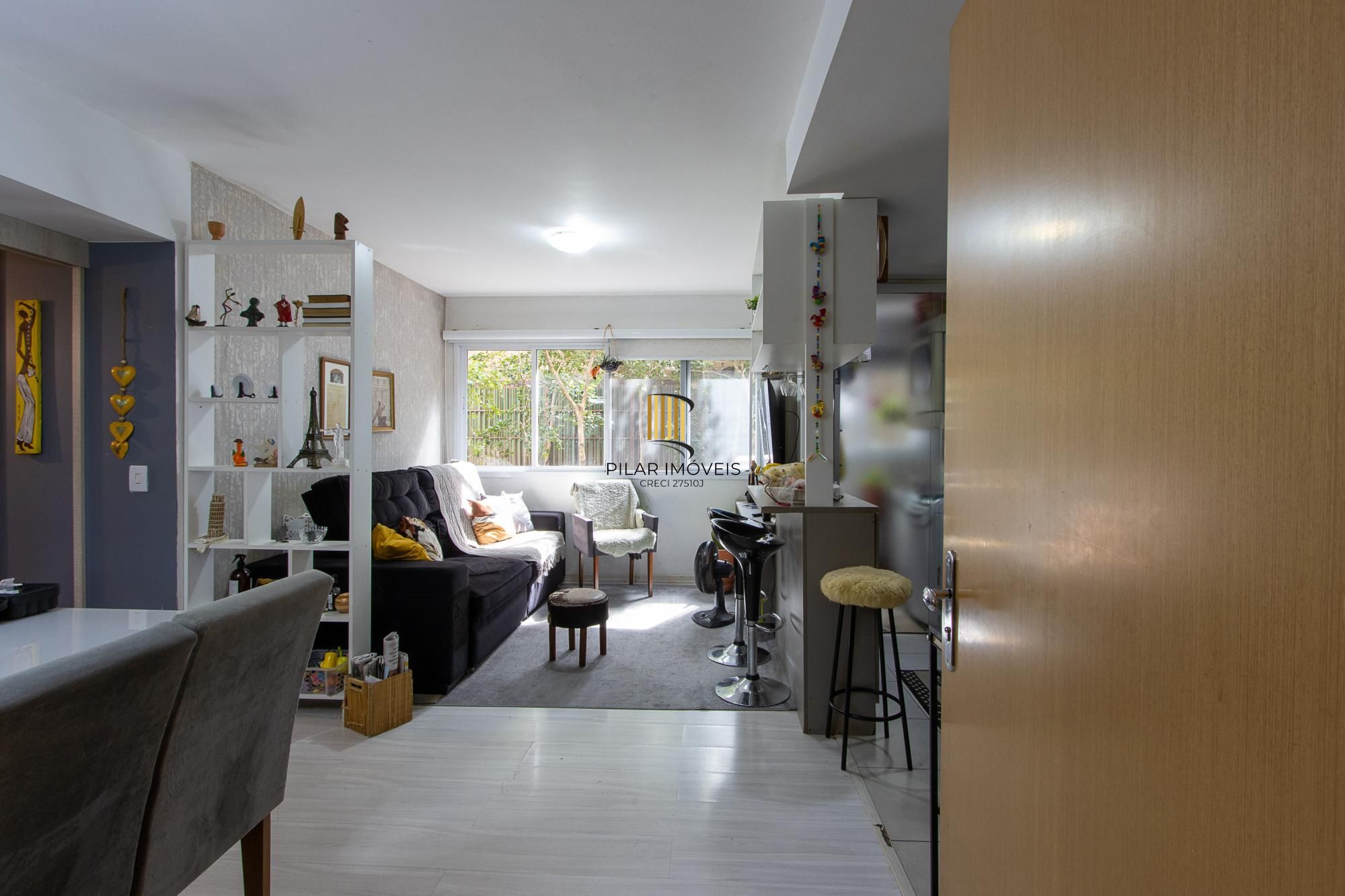 APARTAMENTO Á VENDA NO BAIRRO TERESÓPOLIS - 03 QUARTOS SENDO 01 SUITE - 01 VAGA - Pilar Imóveis