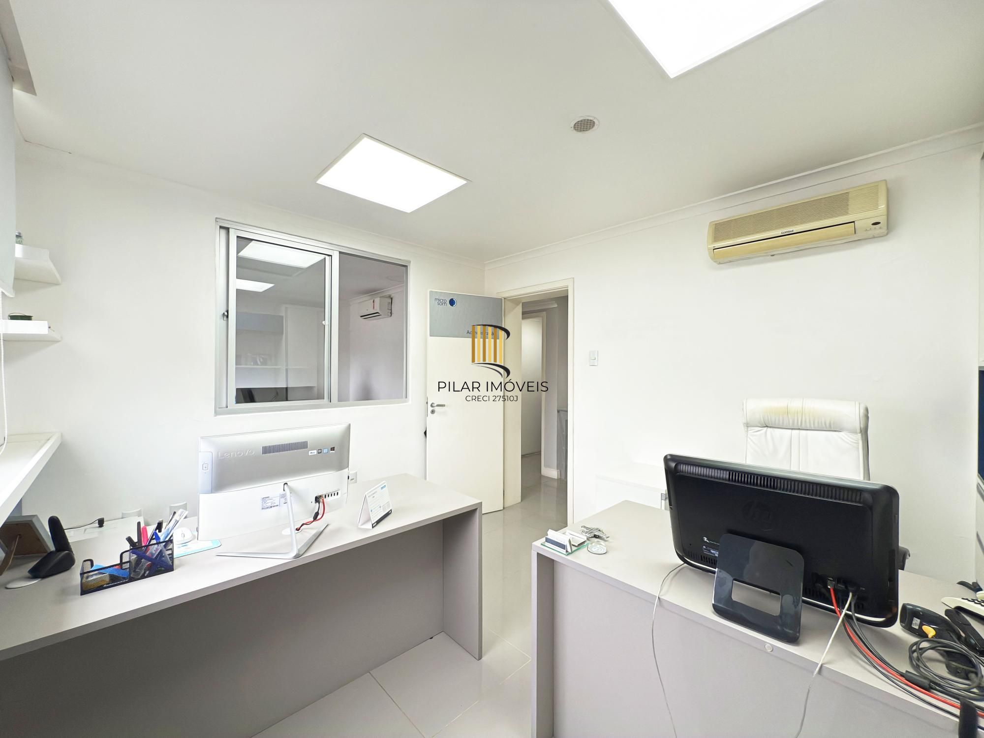 Excelente conjunto Comercial no Centro Histórico.