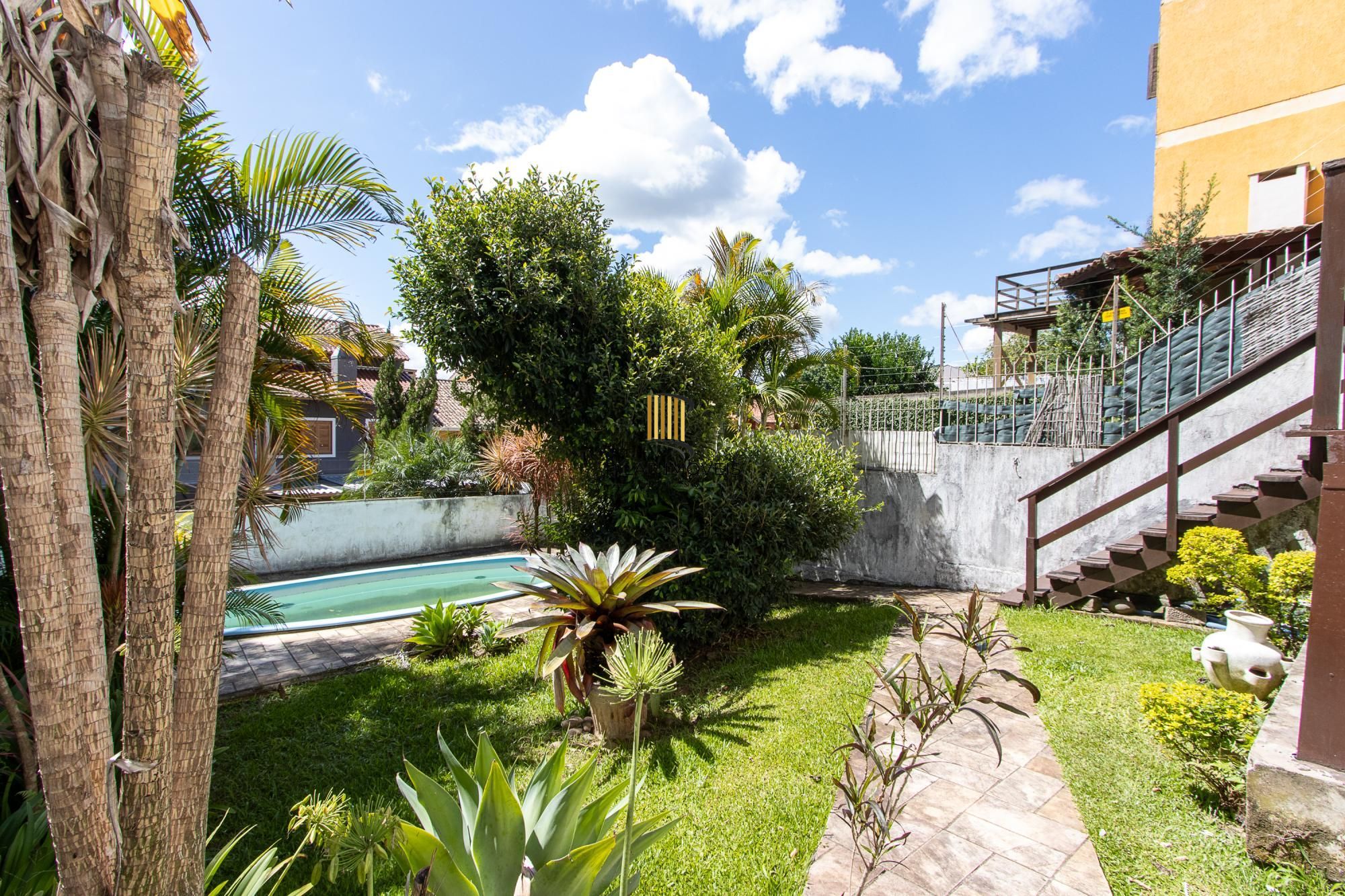 Casa à venda no Altos do Ipê no Bairro Espirito Santo.