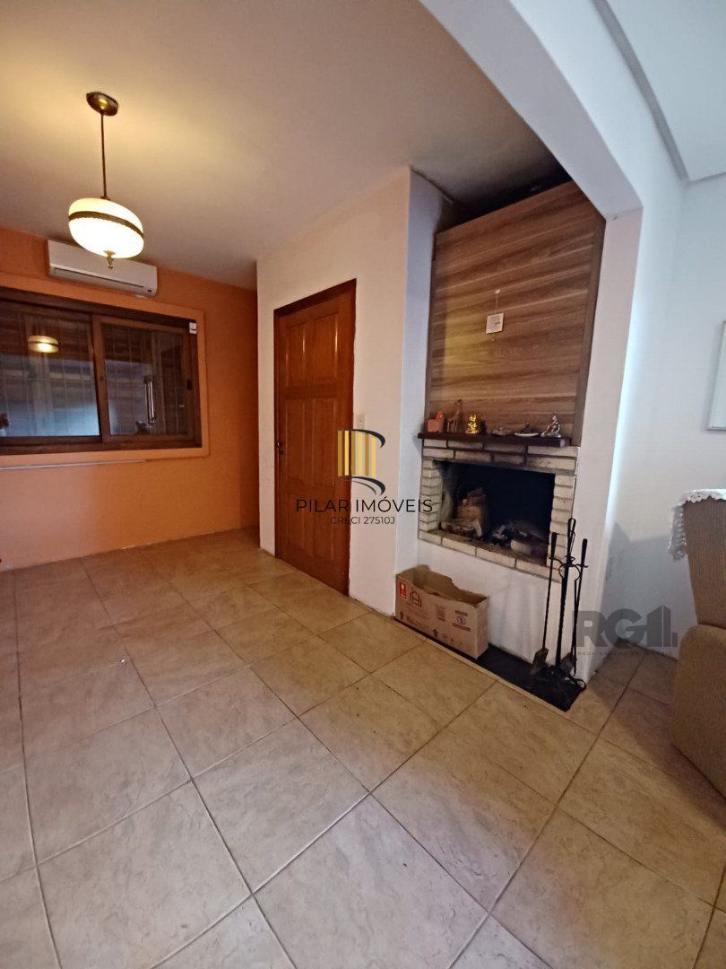 Casa 3 dormitórios no bairro Vila Nova