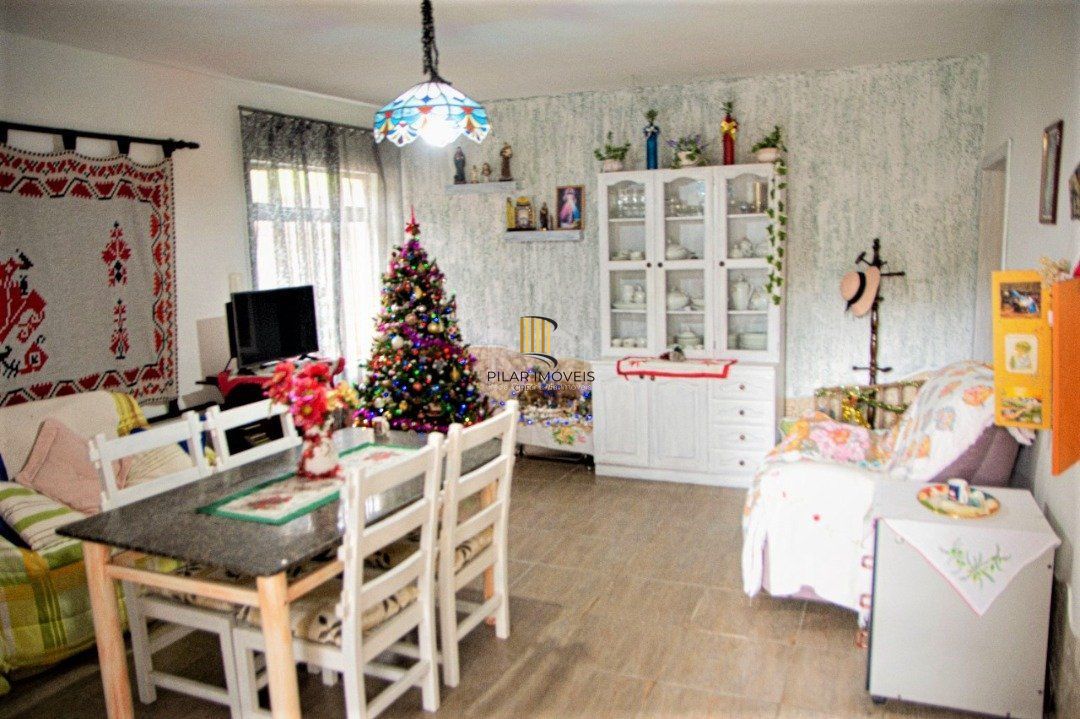 Casa para Venda - 423.16m², 4 dormitórios, sendo 1 suites, 4 vagas - Glória
