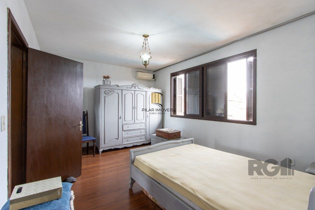 Casa para Venda - 200m², 3 dormitórios, sendo 1 suites, 3 vagas - Jardim Verde
