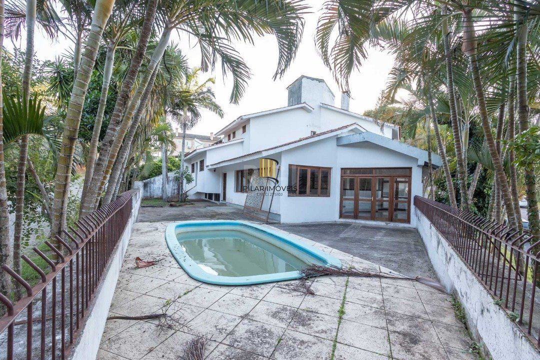 Casa para Venda - 558.14m², 4 dormitórios, sendo 4 suites, 6 vagas - Jardim Isabel