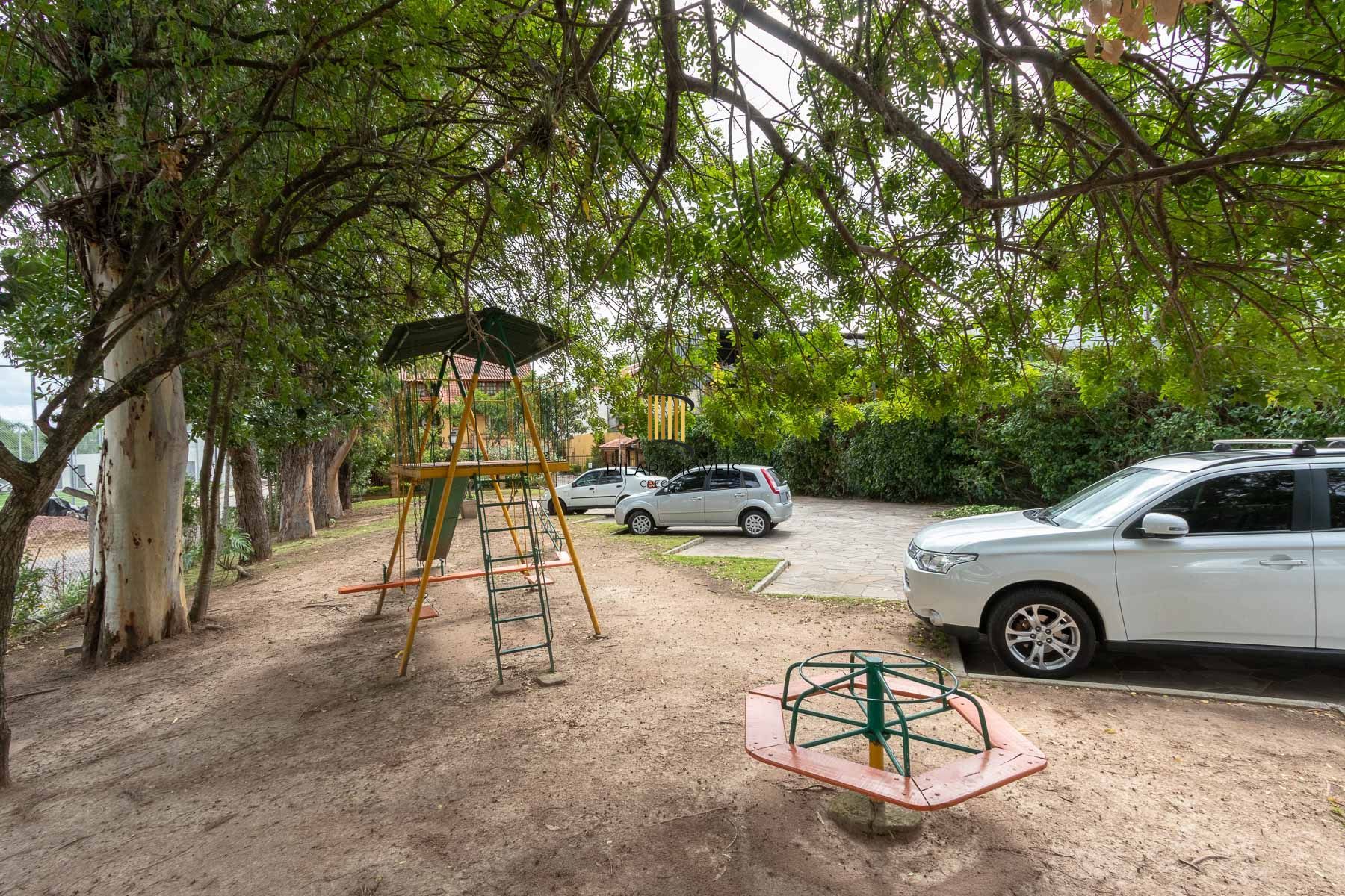 Casa em condomínio, 171m², 3 dormitórios, Pedra Redonda