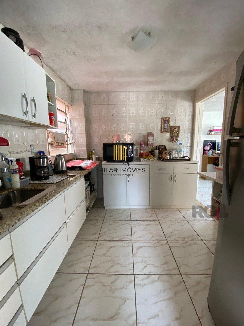 Casa 2 dormitórios no bairro Campo Novo