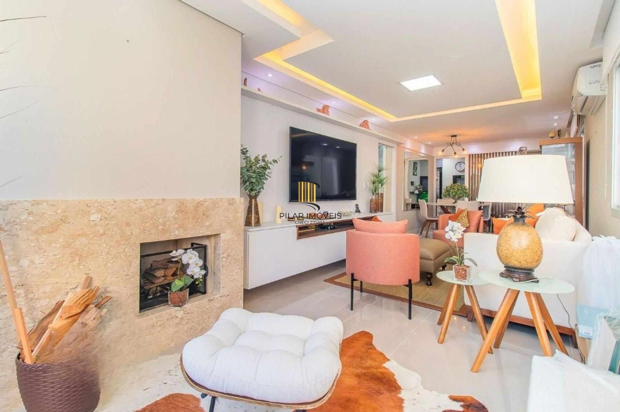 Apartamento com 83m² e 2 dormitórios, 2 suítes, 3 vagas no bairro Petrópolis