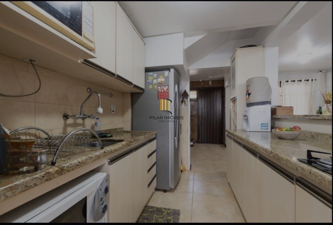 Casa de Condomínio 3 dormitórios no bairro Ipanema