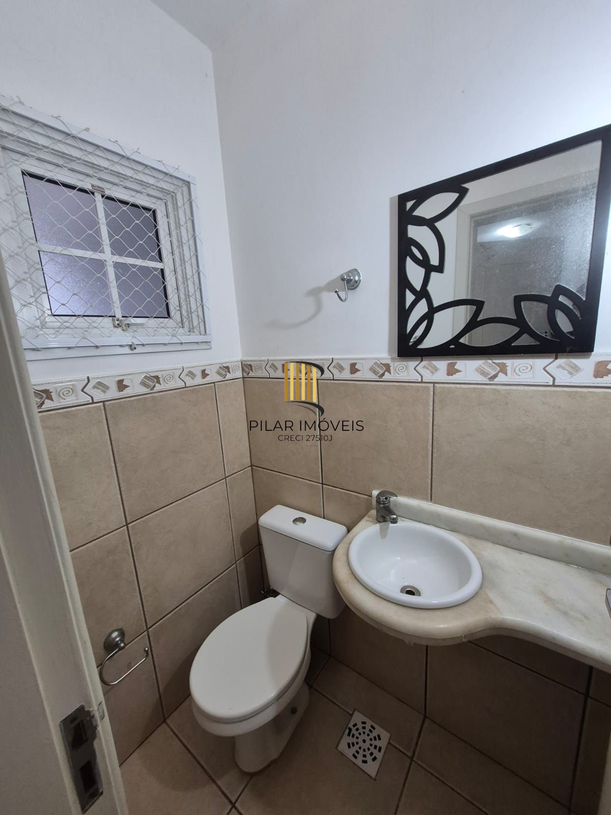 Casa Condominio para Venda - 205m², 3 dormitórios, sendo 1 suites, 2 vagas - Vila Assunção