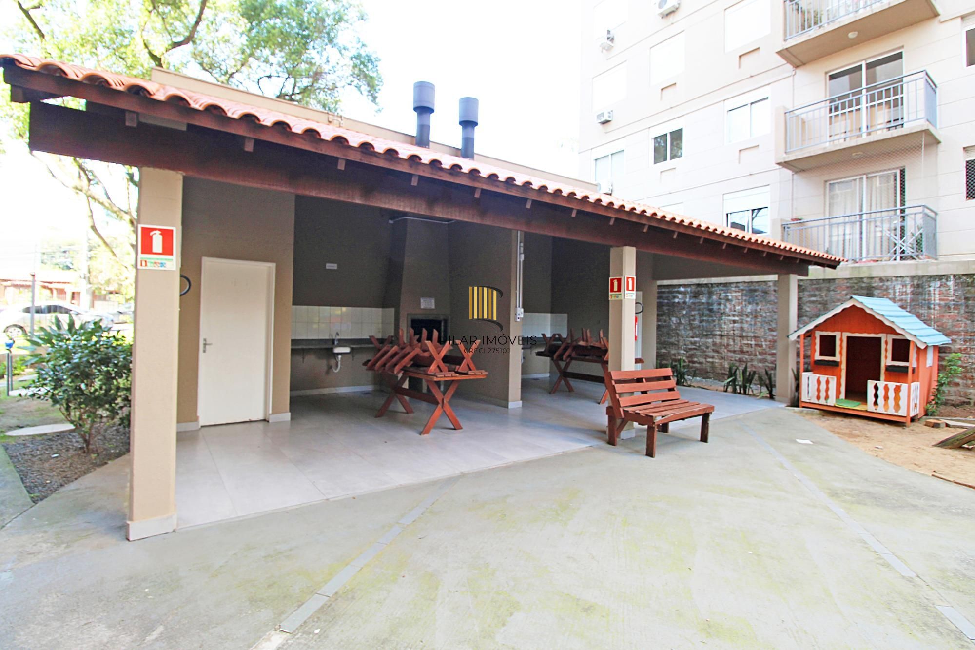 Apartamento de 3 dormitórios, 1 suíte e 2 vagas de garagem cobertas.