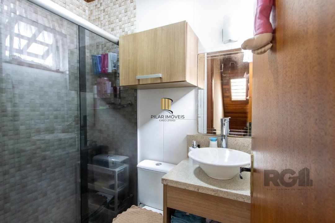 Casa em condomínio, 135m² privativos, 3 quartos, 2 vagas - Bairro Glória